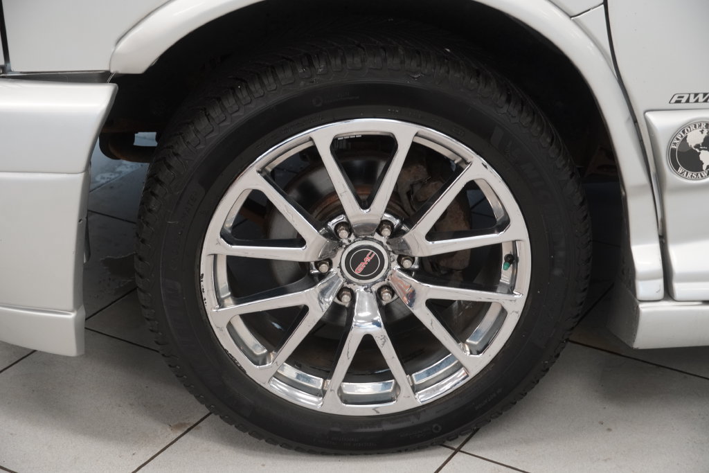 Used 2013 GMC Savana 1500 AWD image 18