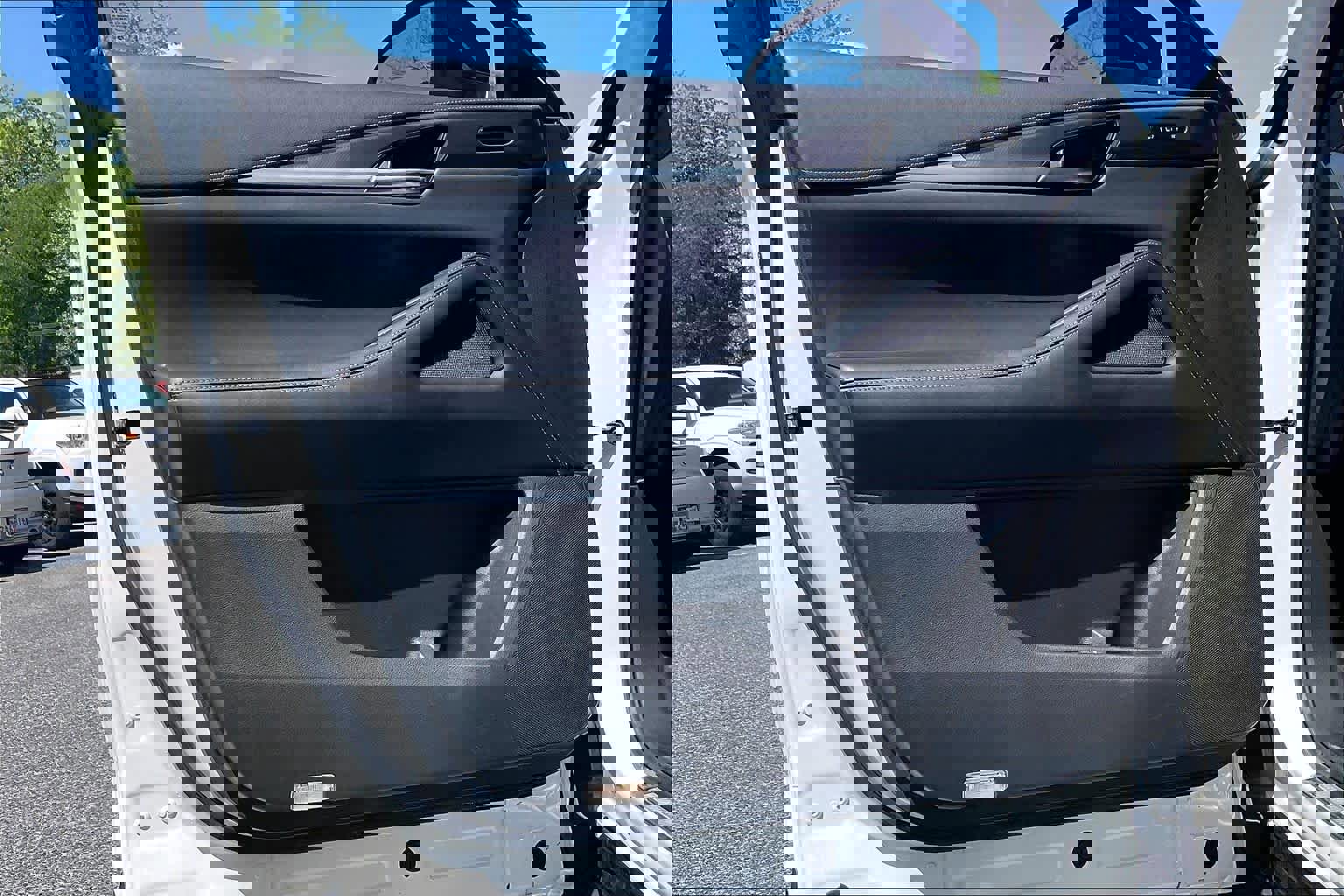 Used 2023 INFINITI QX60 Luxe w/ Cargo Package AWD/4WD image 24