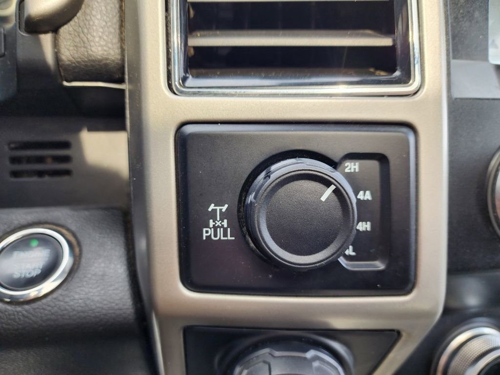 Used 2019 Ford F150 Lariat w/ Equipment Group 502A Luxury image 45