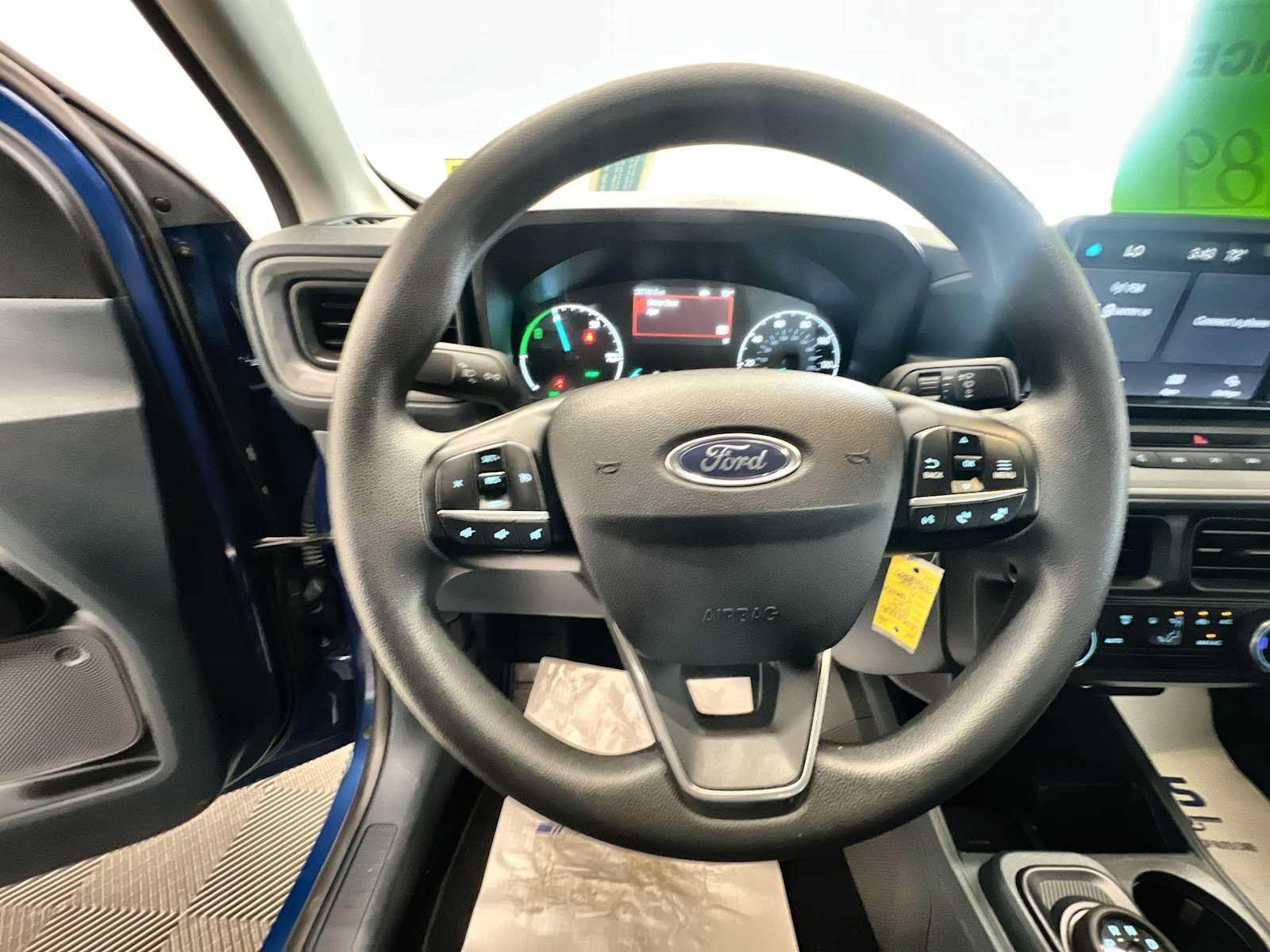 Used 2023 Ford Maverick XL FWD image 11