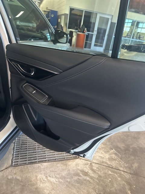 New 2025 Subaru Outback Touring w/ Popular Package #2 image 31