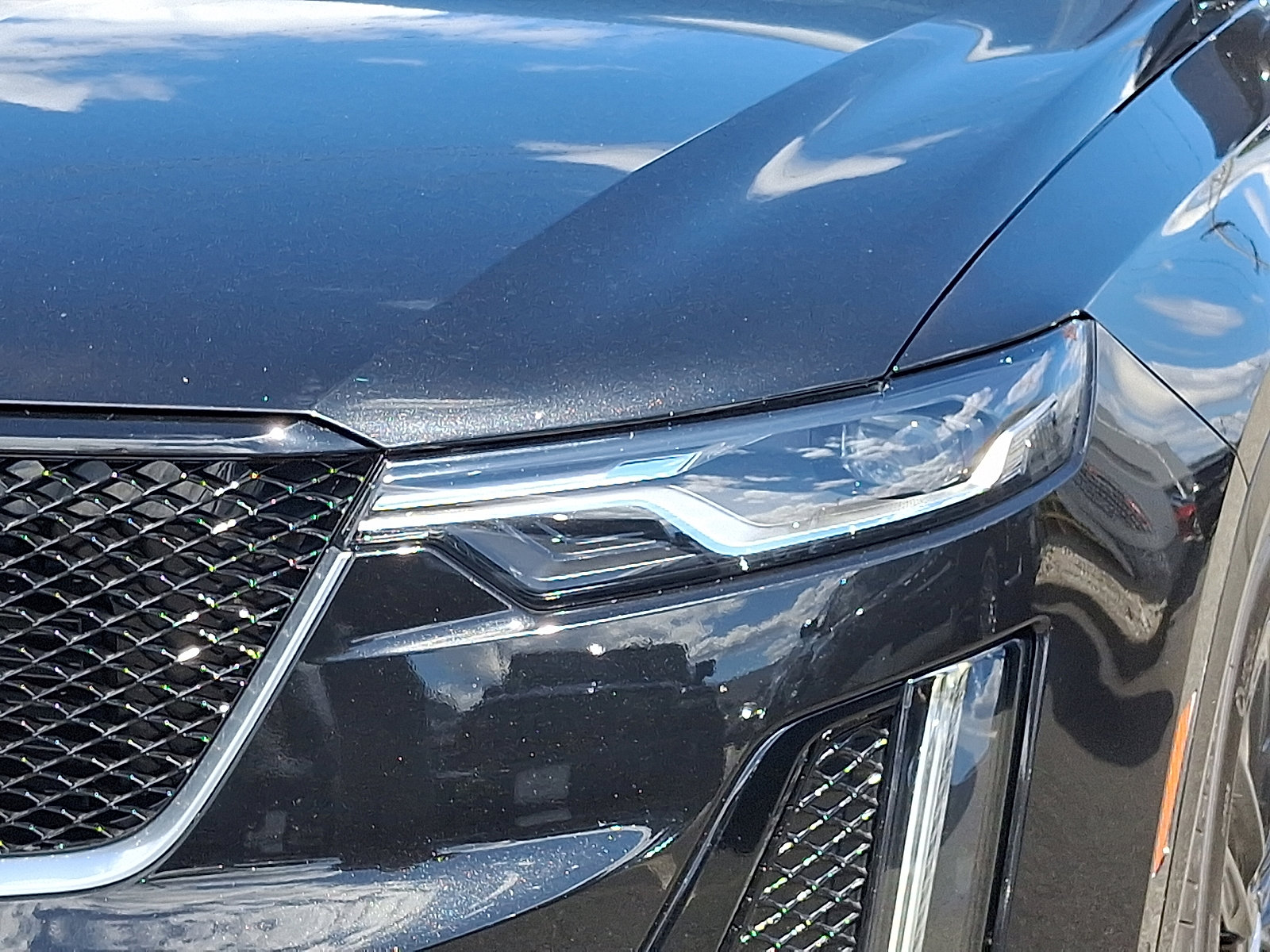 Certified 2024 Cadillac XT6 Sport w/ Technology Package image 10