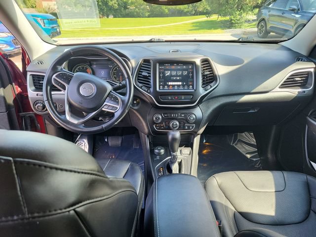 Used 2021 Jeep Cherokee Latitude Lux w/ Comfort/Convenience Group AWD/4WD image 17