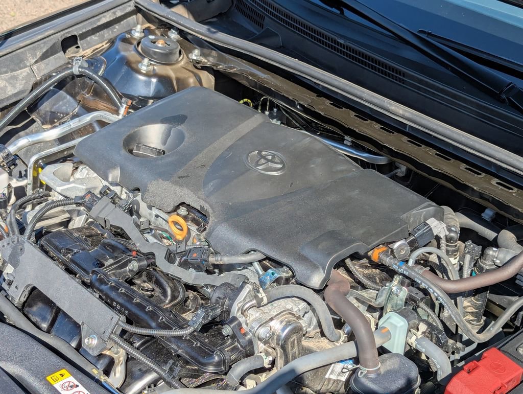 Used 2021 Toyota Camry LE FWD image 31