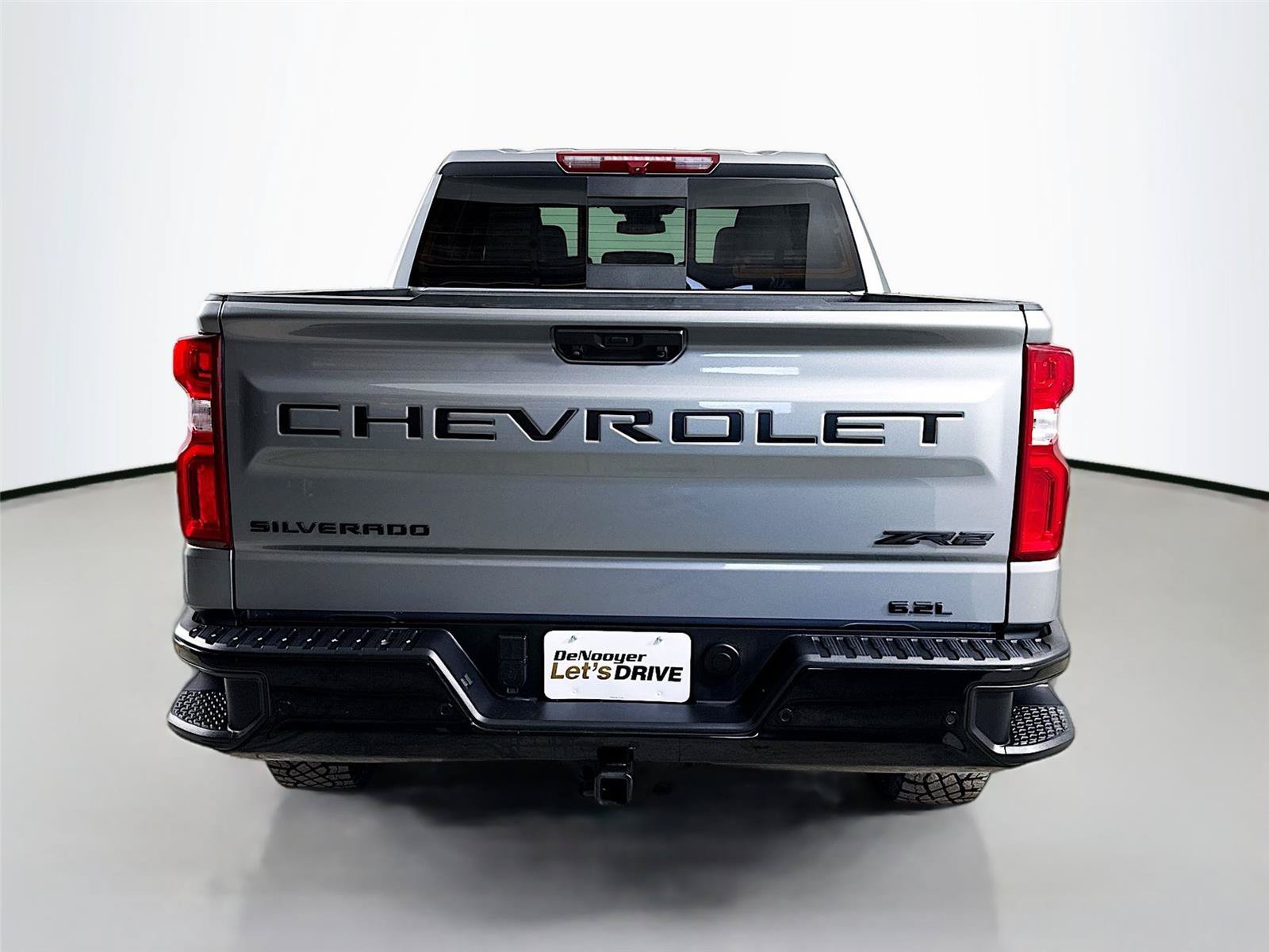 Used 2023 Chevrolet Silverado 1500 ZR2 AWD/4WD image 8