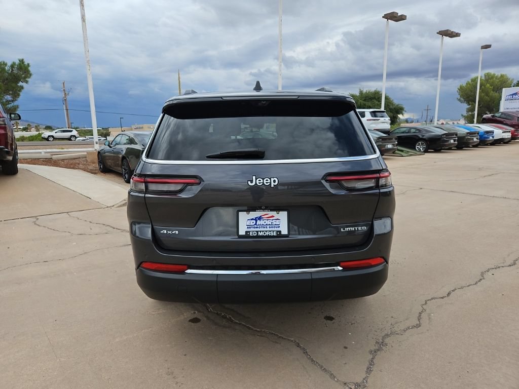 Certified 2025 Jeep Grand Cherokee L Limited w/ Luxury Tech Group II AWD/4WD image 3