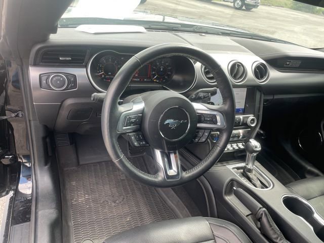 Used 2020 Ford Mustang GT Premium w/ Equipment Group 401A RWD image 29