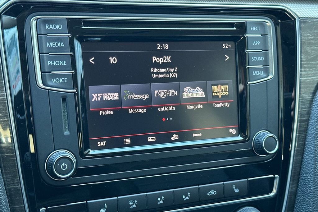 Used 2018 Volkswagen Passat 2.0T SE image 17