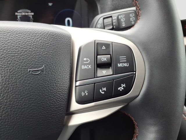Certified 2025 Ford Explorer Active image 26