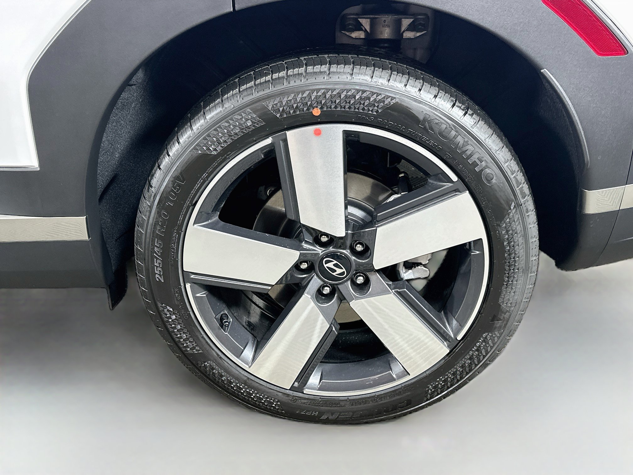 New 2027 Hyundai Santa Fe Limited AWD/4WD image 32