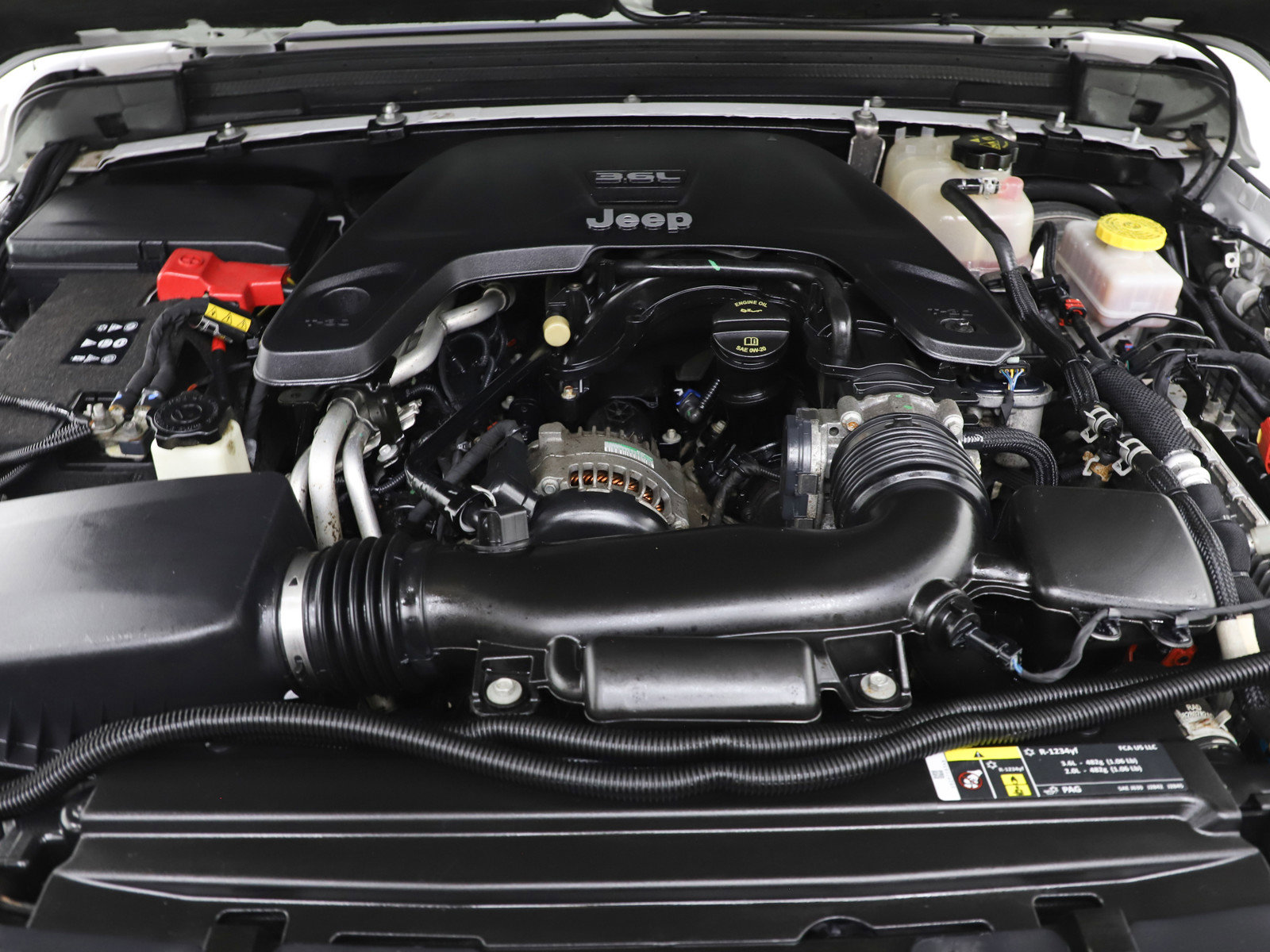 Used 2020 Jeep Wrangler Sport image 28