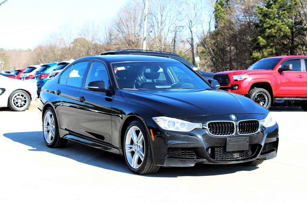 Used 2013 BMW 335i xDrive Sedan AWD/4WD image 9