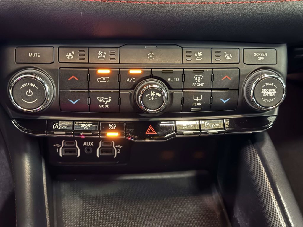 Used 2023 Dodge Durango GT AWD/4WD image 26