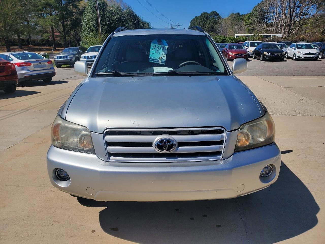 Used 2004 Toyota Highlander V6 2WD with 3rd-Row Seat image 2