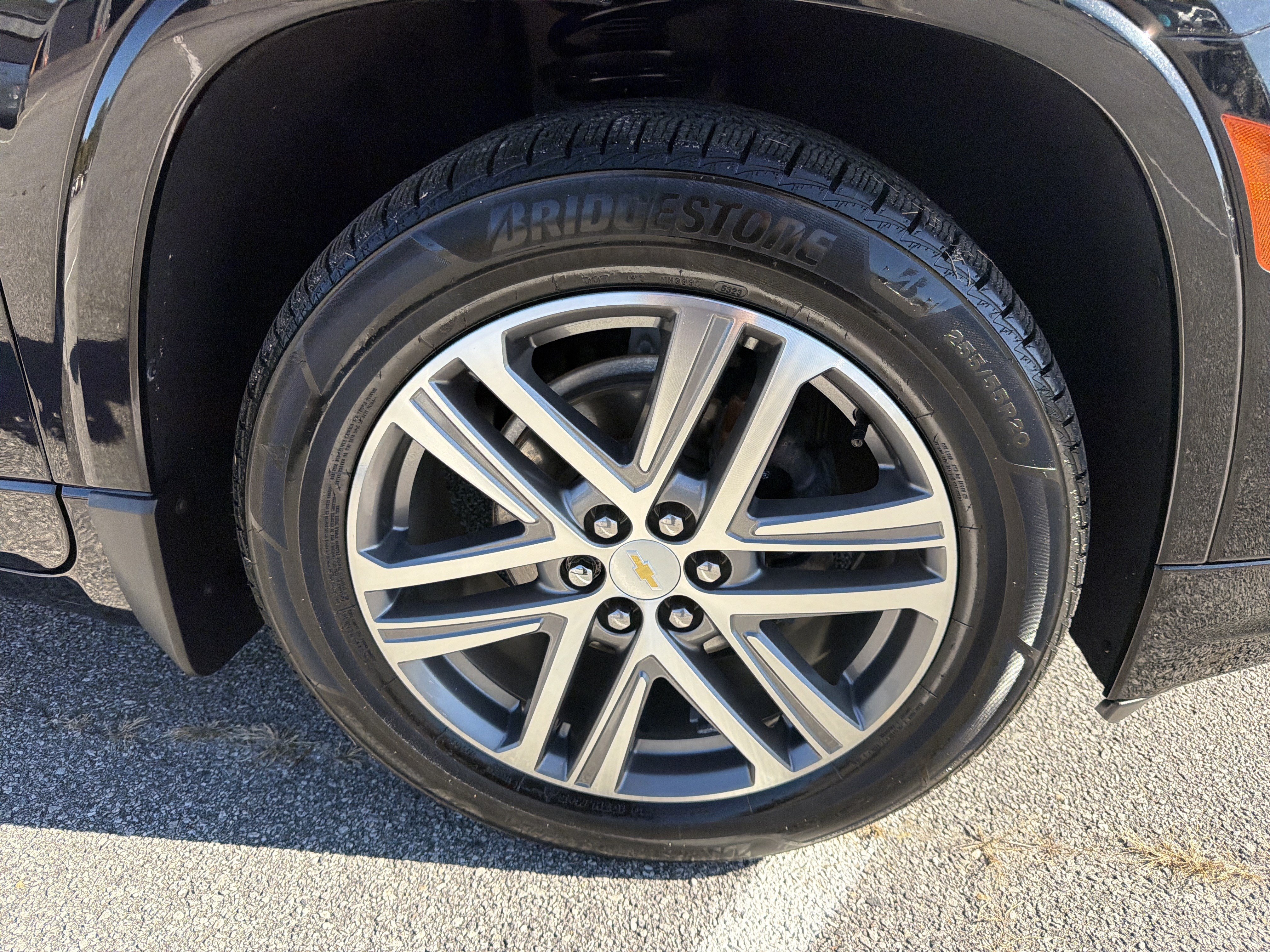 Used 2023 Chevrolet Traverse High Country AWD/4WD image 13