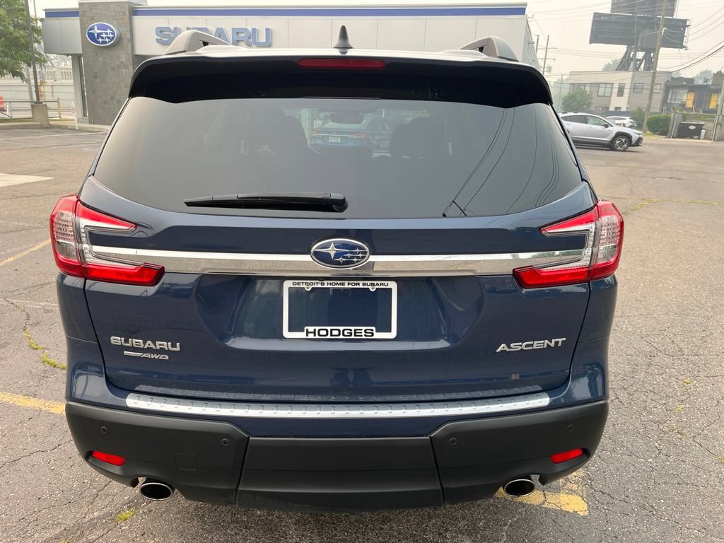 Certified 2025 Subaru Ascent Premium w/ Premium Package AWD/4WD image 7