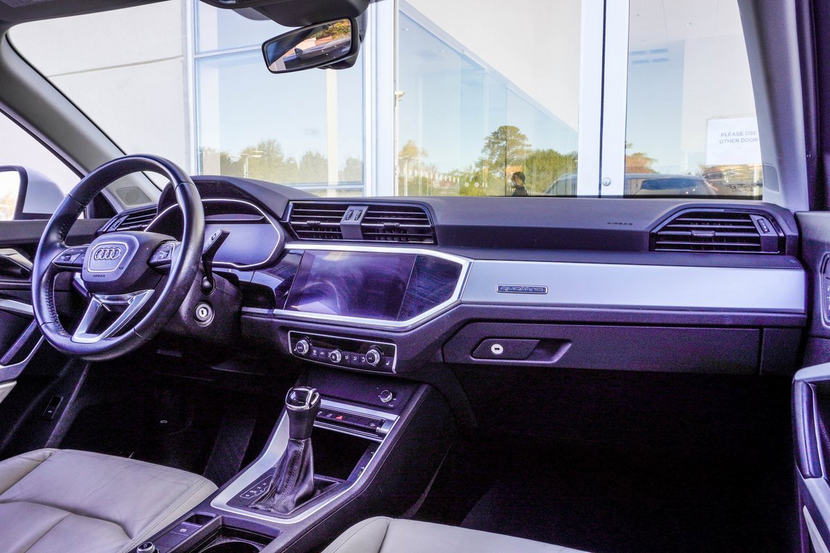 Used 2019 Audi Q3 2.0T Premium image 15