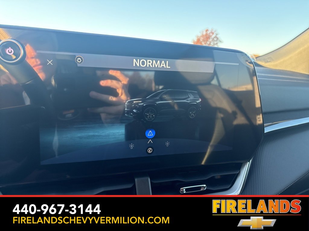 New 2026 Chevrolet Equinox LT image 3