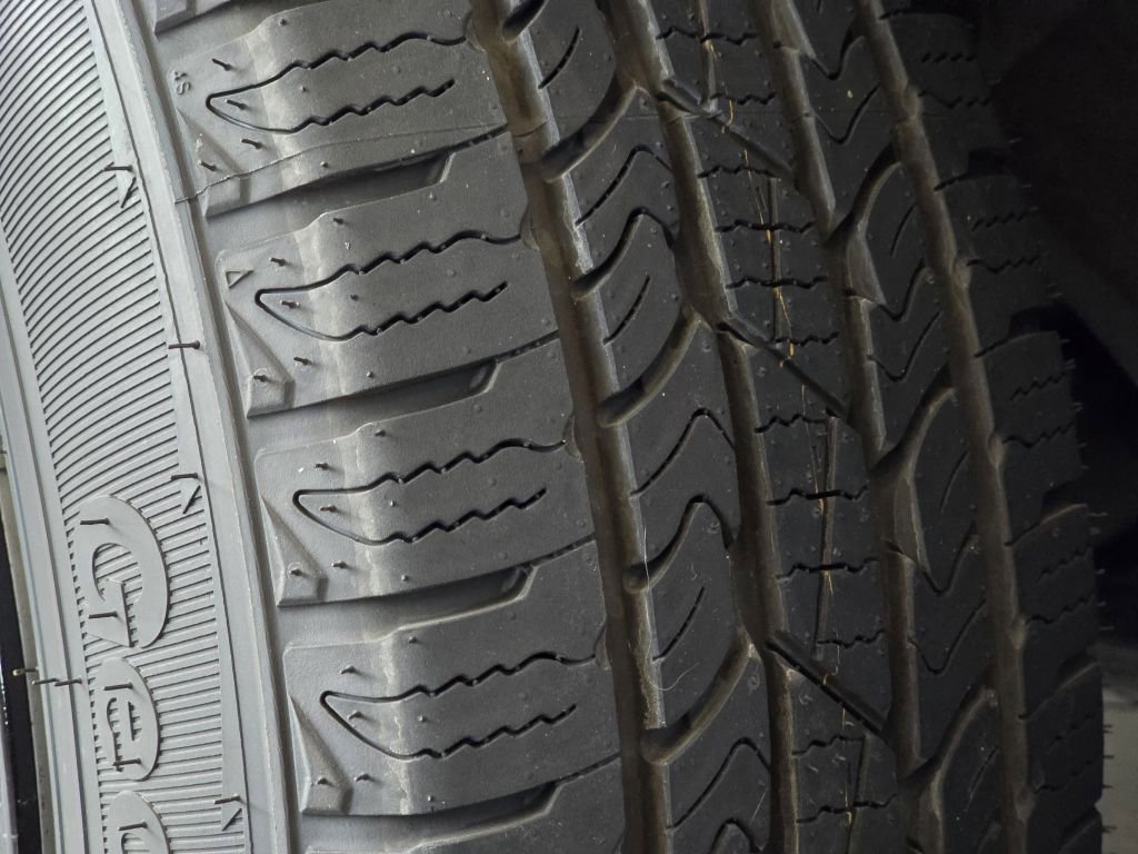 Used 2023 Toyota Highlander LE image 22