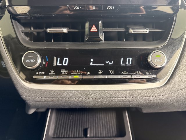 Certified 2026 Toyota Corolla Cross XLE AWD/4WD image 32