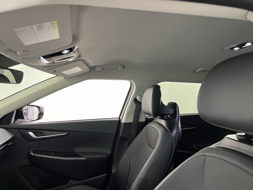 Used 2024 Kia EV6 Light image 25