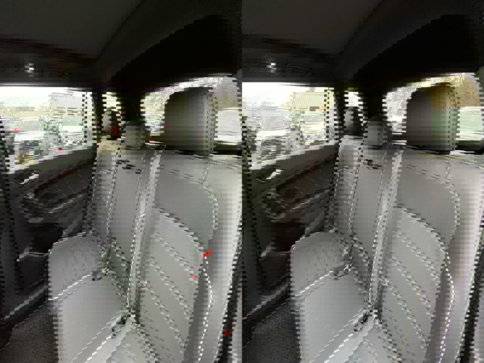 Used 2024 Volkswagen Tiguan SEL R-Line image 24