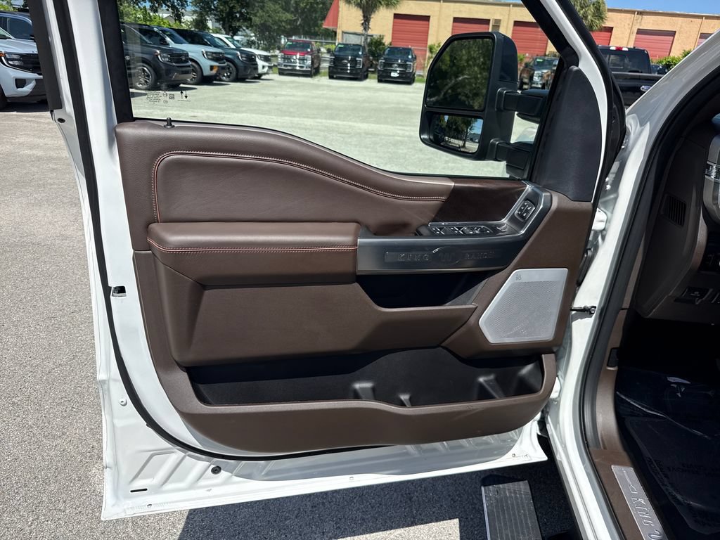 Certified 2025 Ford F350 King Ranch AWD/4WD image 15