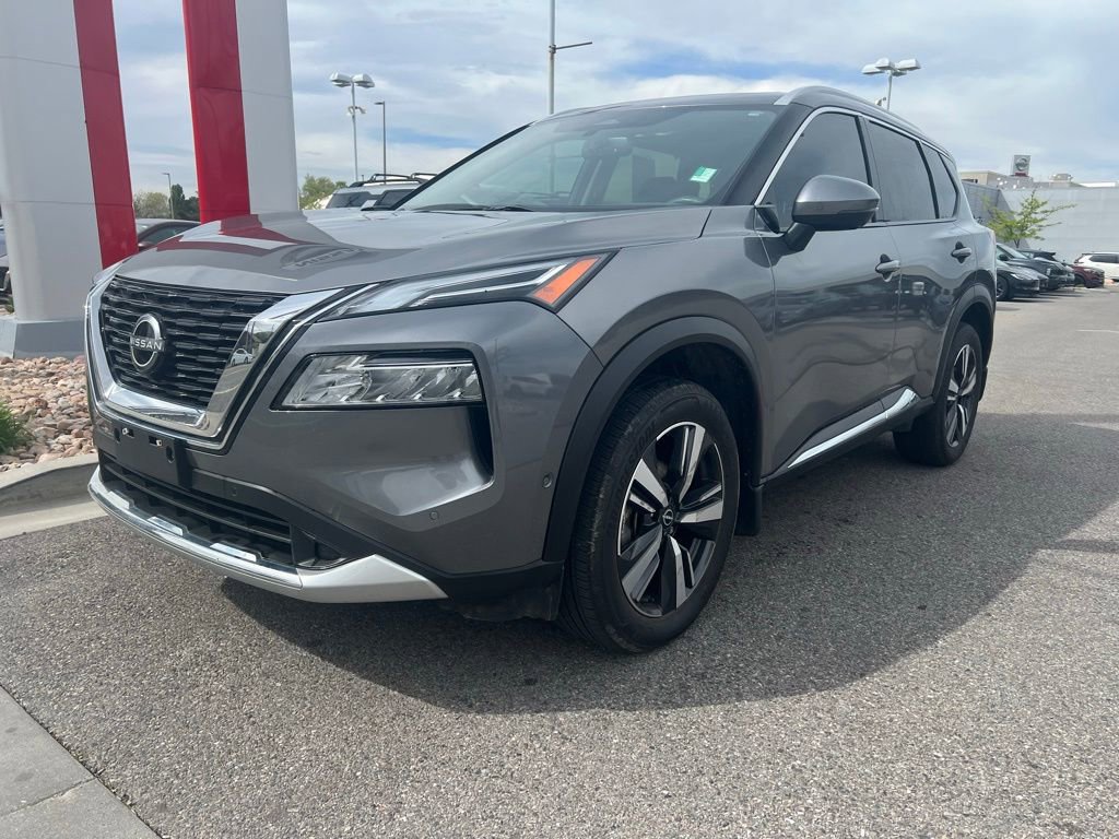 Used 2023 Nissan Rogue Platinum AWD/4WD image 2