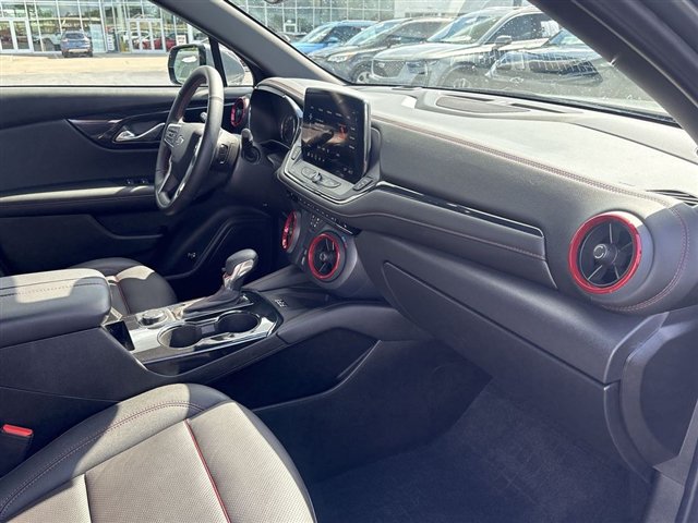 Certified 2024 Chevrolet Blazer RS w/ LPO, Floor Liner Package AWD/4WD image 28
