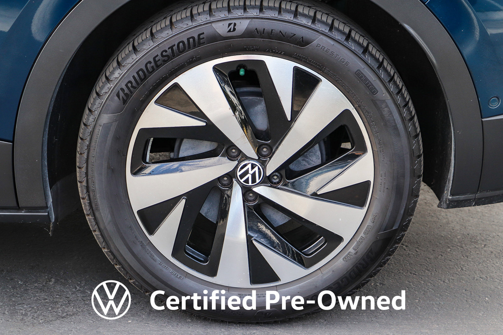 Used 2023 Volkswagen ID.4 Pro RWD image 13