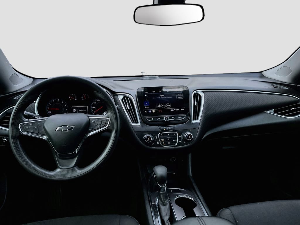 Used 2021 Chevrolet Malibu LT FWD image 20