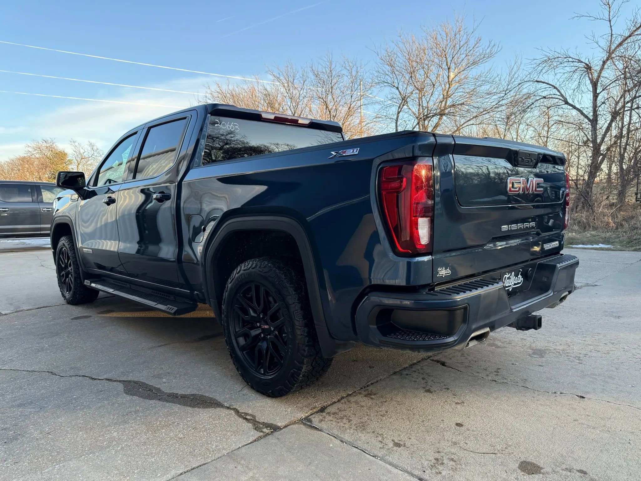 Used 2021 GMC Sierra 1500 Elevation w/ X31 Off-Road Package image 5