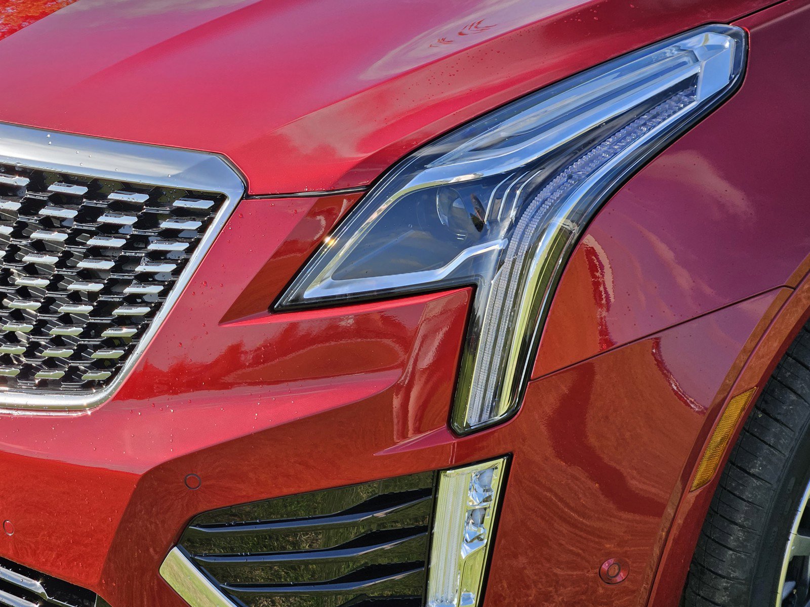 New 2026 Cadillac XT5 Premium Luxury w/ Driver Assist Package FWD image 5