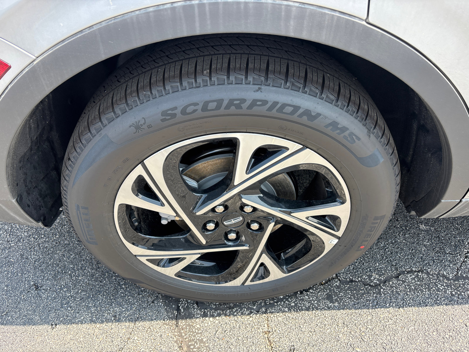 New 2025 Lincoln Nautilus Premier w/ Equipment Group 102A image 10