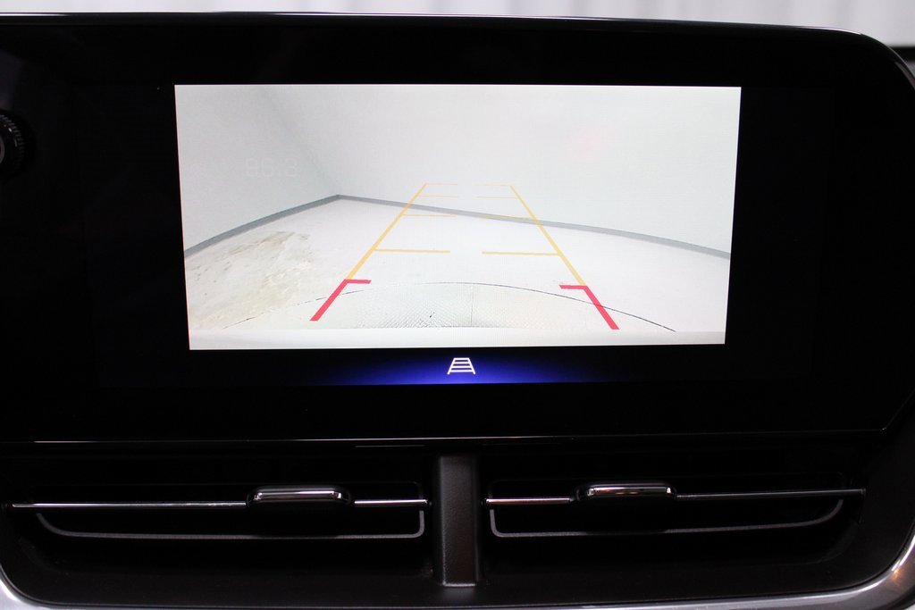 Used 2024 Chevrolet Trax LT w/ Driver Confidence Package image 3