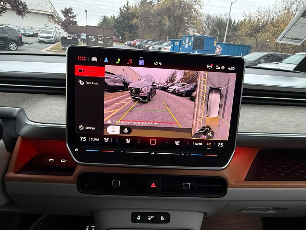 New 2025 Volkswagen ID. Buzz 1st Edition image 18