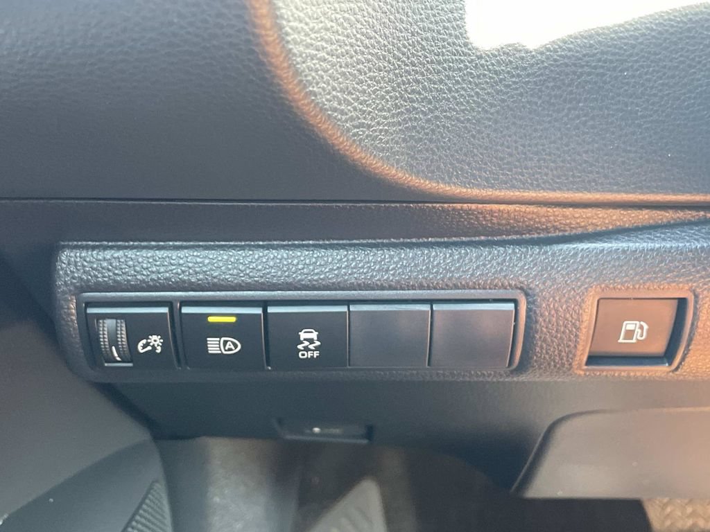 Used 2025 Toyota Corolla SE FWD image 26