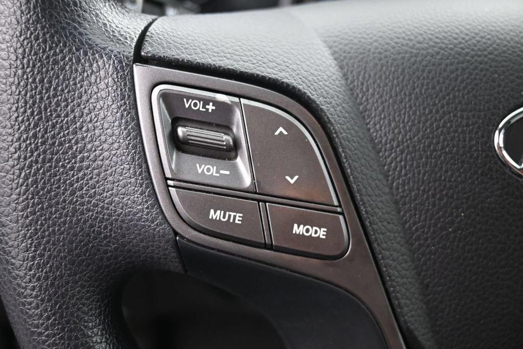 Used 2018 Hyundai Santa Fe Sport w/ 2.4L Value Package 02 FWD image 23