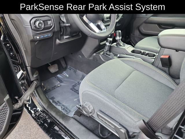 Used 2025 Jeep Wrangler Sahara 4xe w/ Safety Group image 21