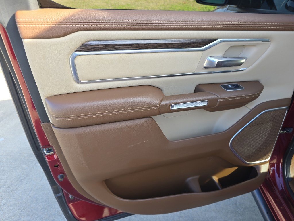 Used 2020 RAM 1500 Laramie image 11