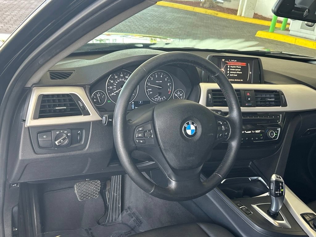 Used 2016 BMW 320i xDrive Sedan AWD/4WD image 31