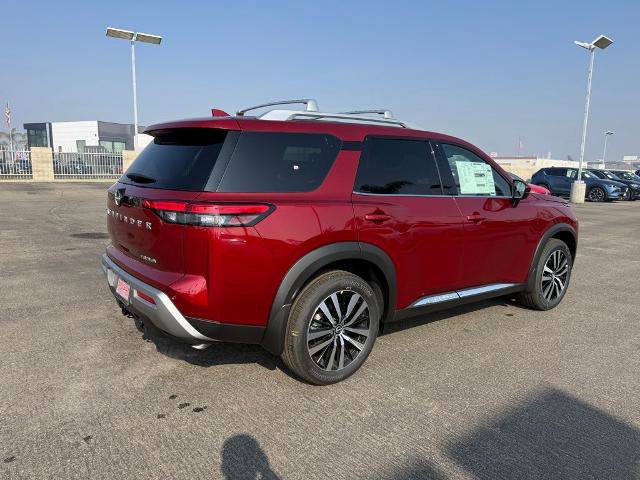 New 2025 Nissan Pathfinder Platinum image 6