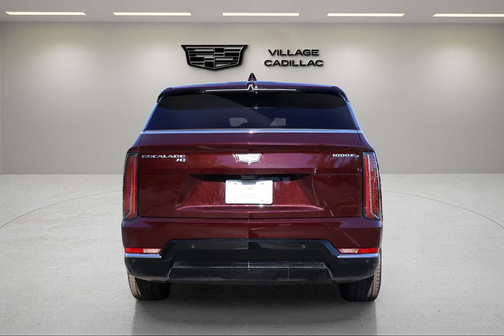 New 2025 Cadillac Escalade IQ Luxury 2 AWD/4WD image 4