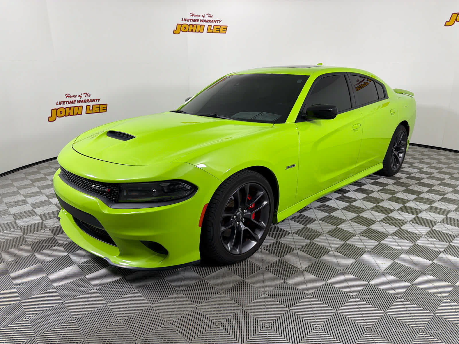 Used 2023 Dodge Charger R/T w/ Plus Group RWD image 1
