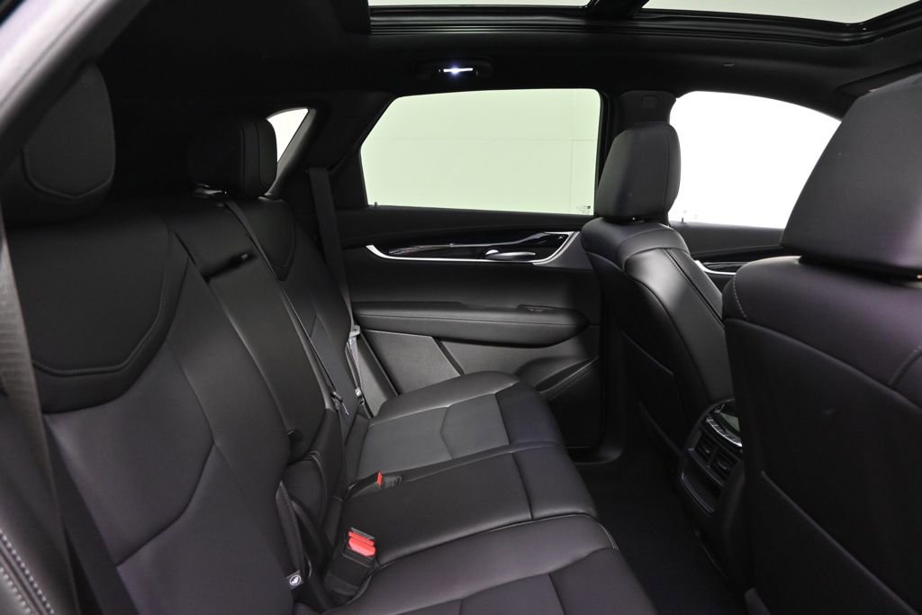 New 2025 Cadillac XT5 Premium Luxury w/ Technology Package image 18