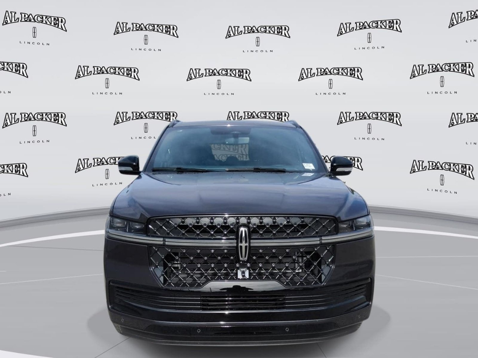 New 2027 Lincoln Navigator Reserve w/ Jet Appearance Package AWD/4WD image 8