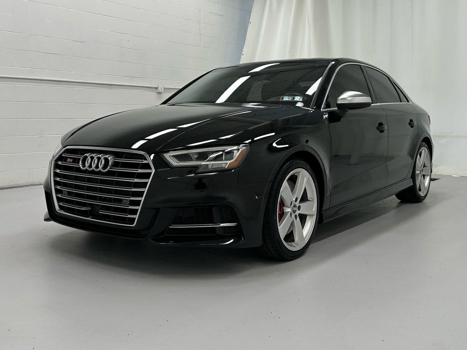 Used 2020 Audi S3 Premium Plus w/ Premium Plus Package AWD/4WD image 4