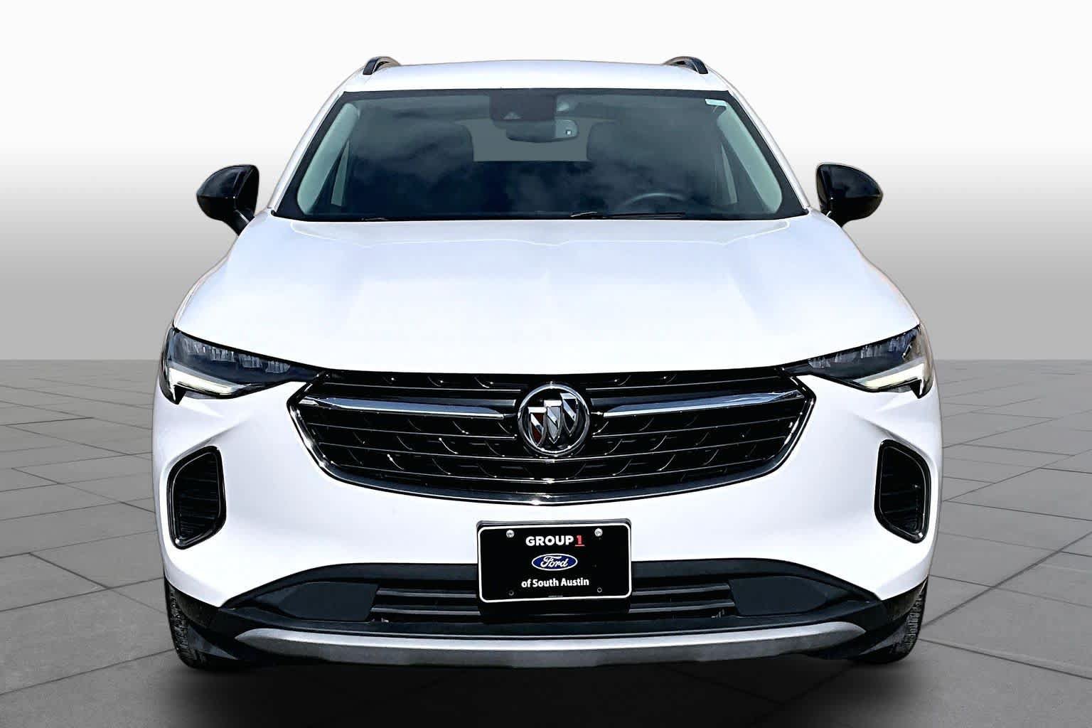Used 2022 Buick Envision Essence w/ Sport Touring Package FWD image 4