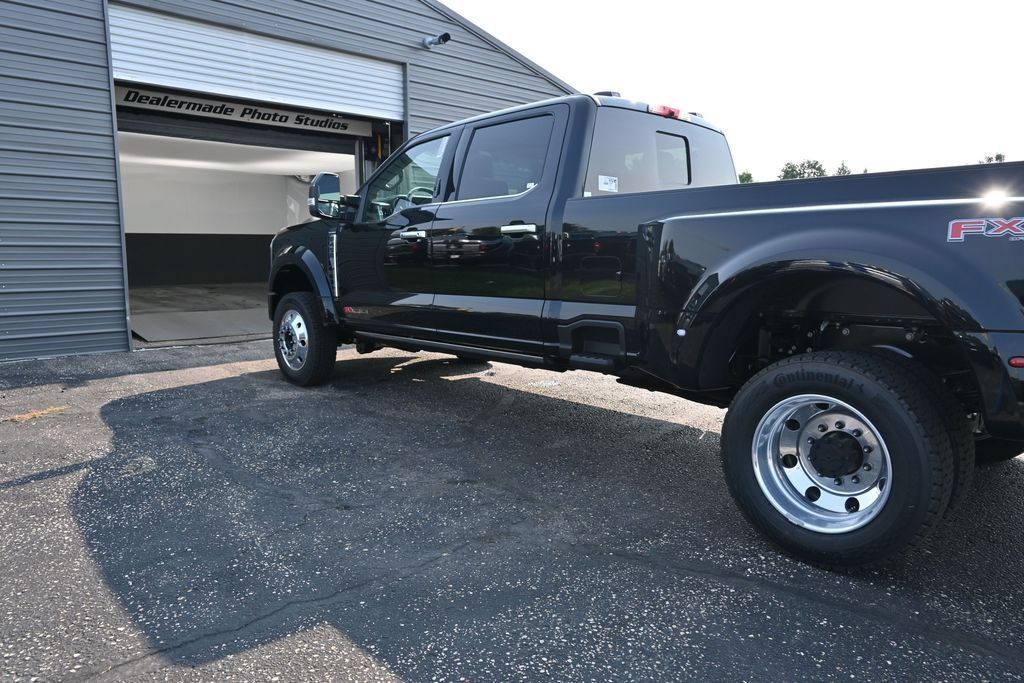 New 2026 Ford F450 Platinum w/ Platinum Plus Package AWD/4WD image 41