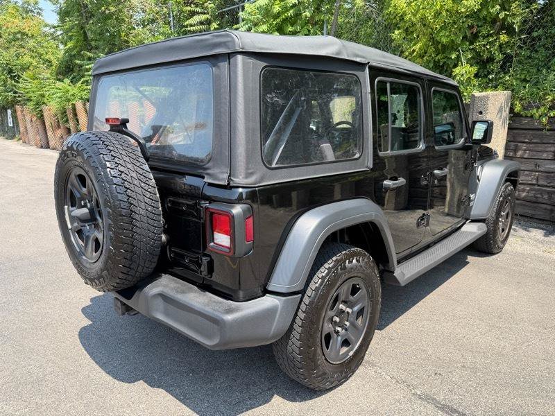 Used 2018 Jeep Wrangler Unlimited Sport AWD/4WD image 26